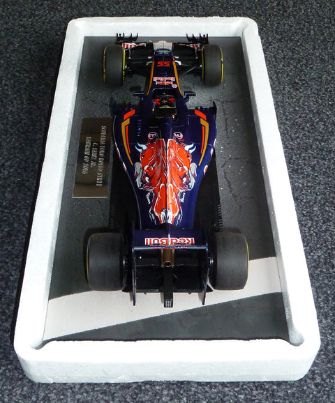 2016 - Scuderia Toro Rosso STR11 - Carlos Sainz - Bahrain GP