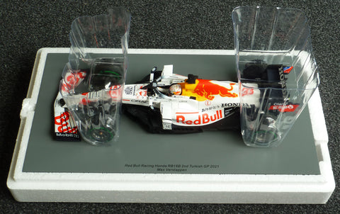 2021 - Red Bull Racing RB16B - Max Verstappen - Turkish GP - Arigato livery (Spark 1:18)