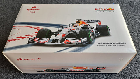 2021 - Red Bull Racing RB16B - Max Verstappen - Turkse GP - Arigato-livery (Spark 1:18)