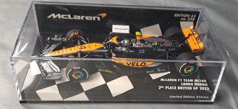 2023 - MCLAREN F1 TEAM MCL60 - LANDO NORRIS - 2E PLAATS BRITSE GP (MINICHAMPS 1:43)