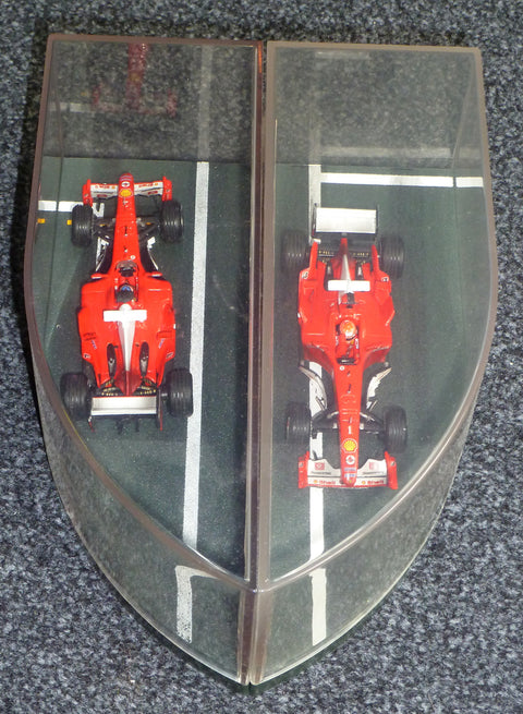 2004 - Ferrari F2004 - Michael Schumacher &amp; Rubens Barrichello - GP Hungaroring Hongarije 15.08.2004